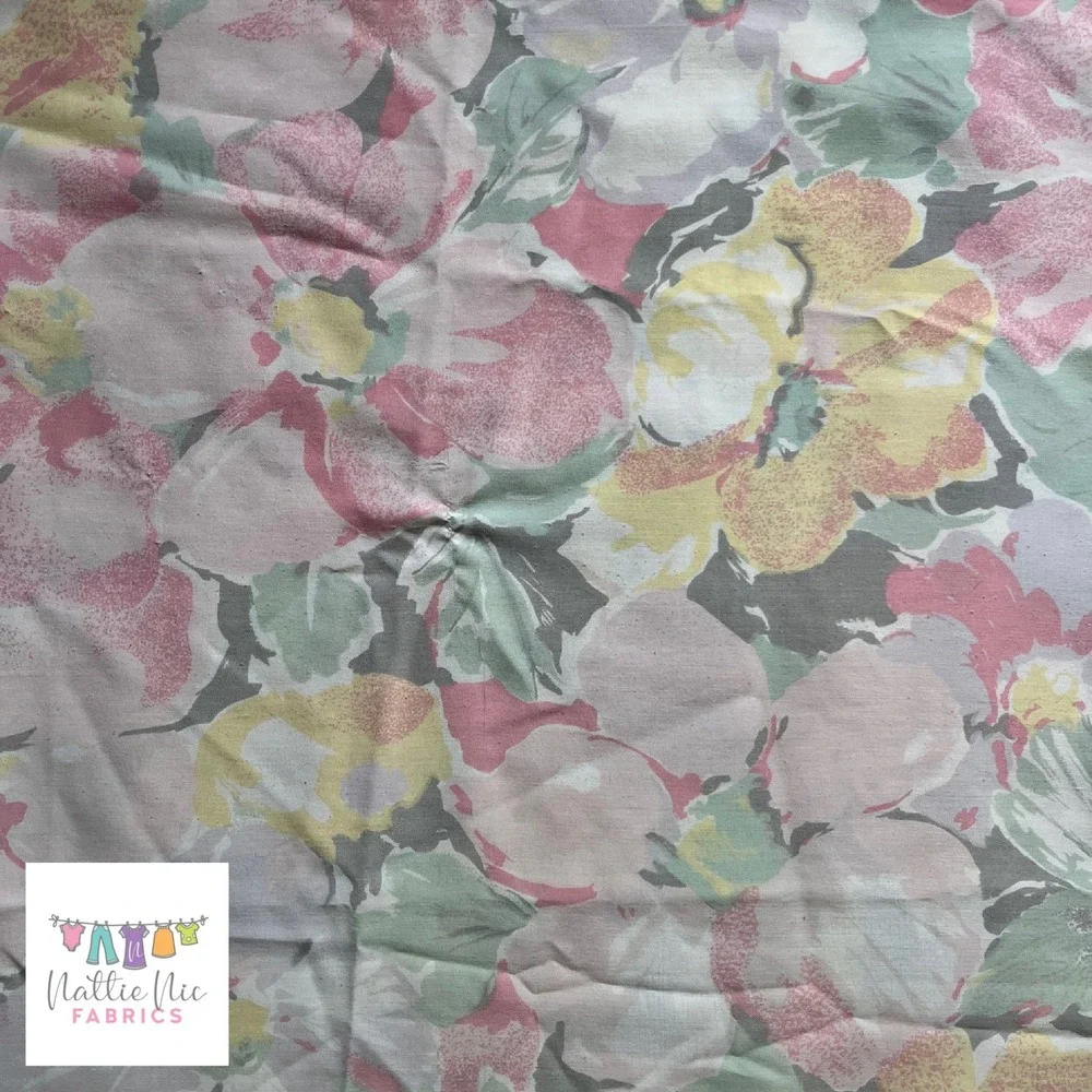 Vintage Full Size Flat Sheet in‎ beautiful floral Cannon